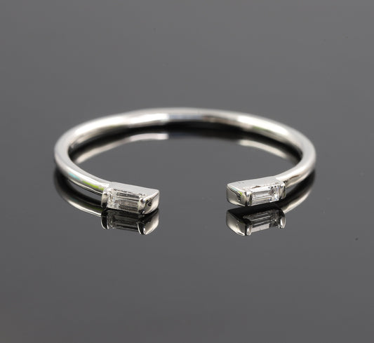 Open Cuff Bar Setting Baguette Cut Moissanite Band